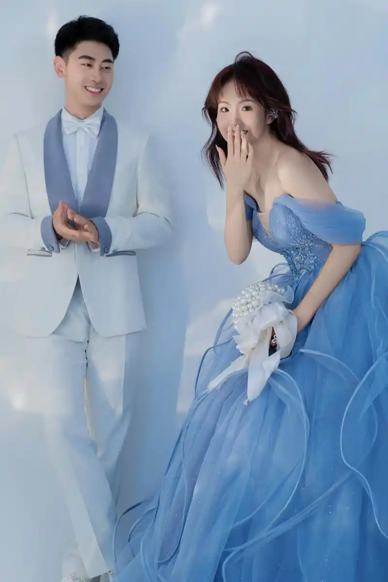 谁懂啊6015水波纹光影婚纱照越看越上头.