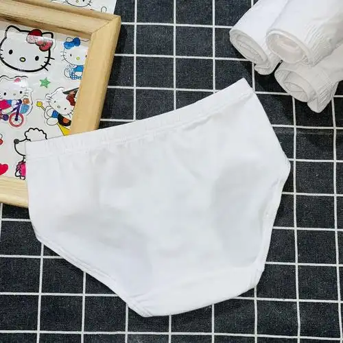 纯白色女三角儿童内裤莱卡莫代尔内裤中大女孩三脚学生短裤底裤棉