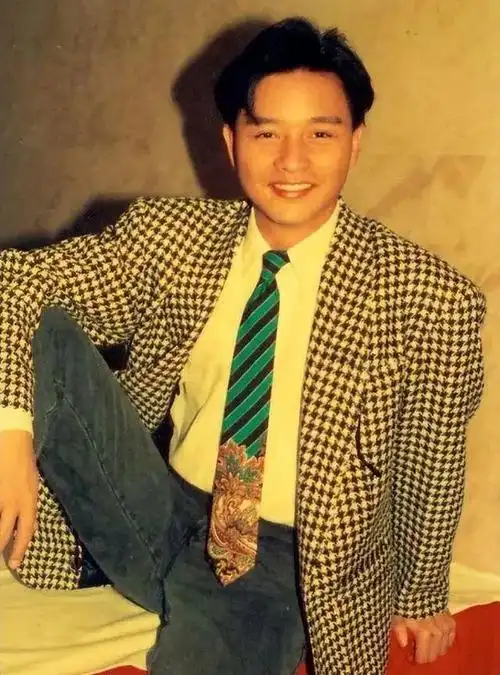 90年代的穿搭有多潮?再过30年你穿衣也不如周星驰张国荣时髦