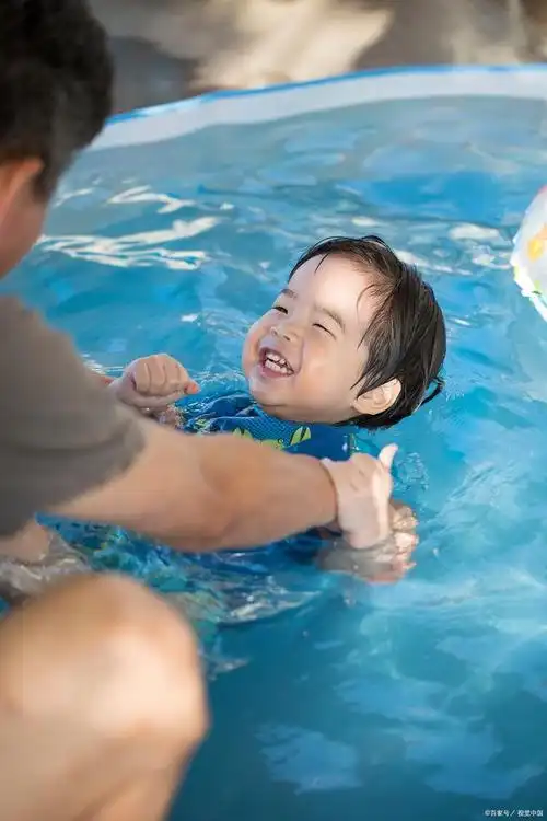 小孩游泳十大坏处,你留意了吗?