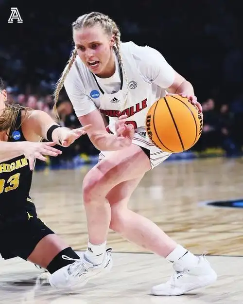 ncaa女篮疯三美国晴子海莉15中9砍22分率队杀进四强当选mop