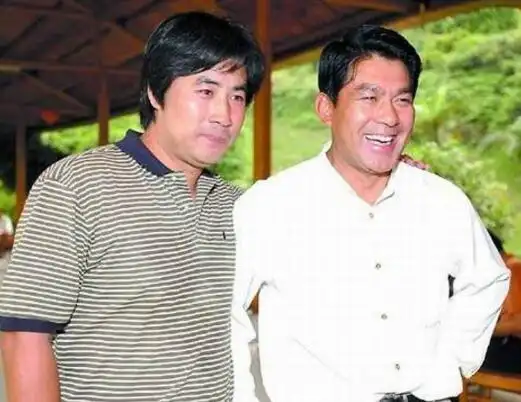 图士兵突击指导员朱时春他是谁他与朱时茂是什么关系