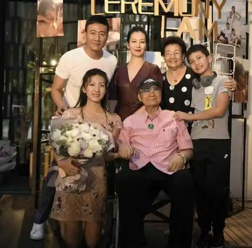 再也见不到的10位歌唱家,以为他们只是退出歌坛,其实已悄然逝世