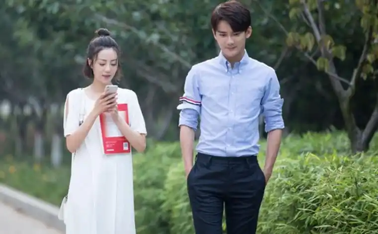 看《国民老公》时,没觉得李溪芮好看,在《距离》里却美翻了-腾讯新闻