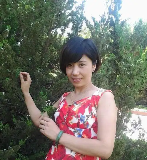 35岁未婚女征婚照片(id:80826353)_上海征婚交友_珍爱网