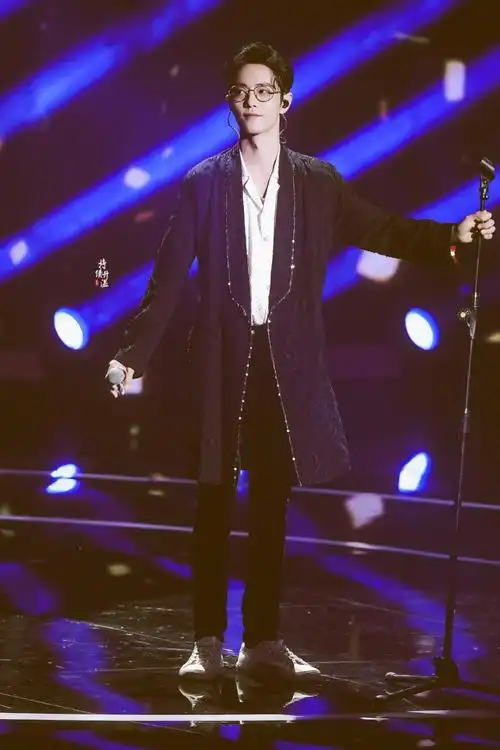 肖战. |芭莎明星慈善夜