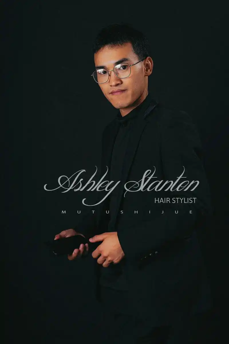 男生写真.#气质这一块拿捏死死的 #西装杀 - 抖音