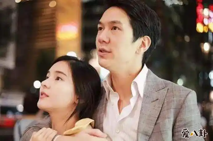 李海娜与男友amp合照中泰混血李海娜妹妹颜值不输她