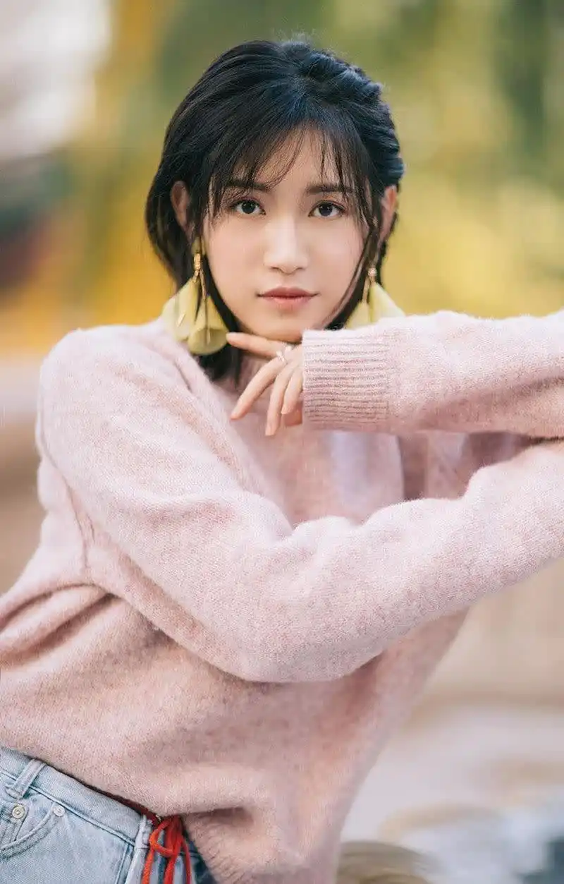 演员苏青,可盐可甜,塑造性强