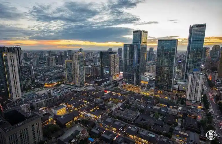 成都经济观察②|韧性强!舌尖,车轮,赛事,演唱会……烟火气点燃成都消