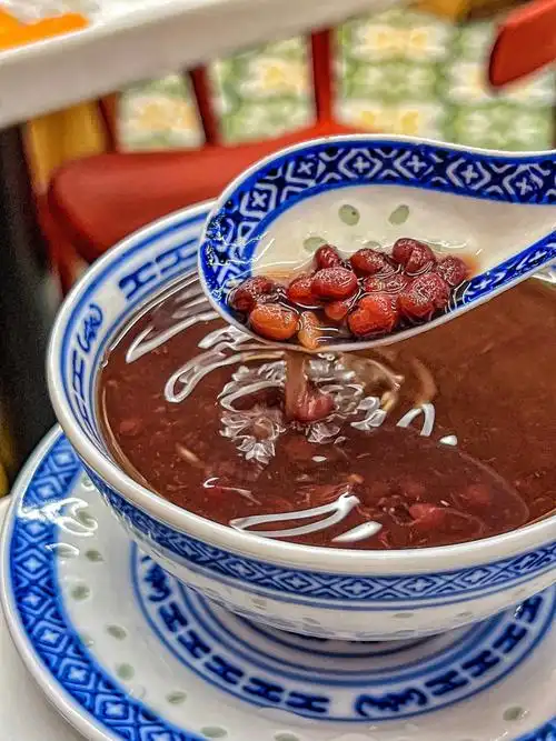 经过岗顶附近刚好想吃糖水搜索了一下,发现有团购98香滑红豆沙|拼团