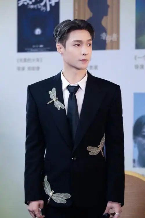 孤注一掷最终票房38.48亿##张艺兴金鸡奖华语电影青年推介人