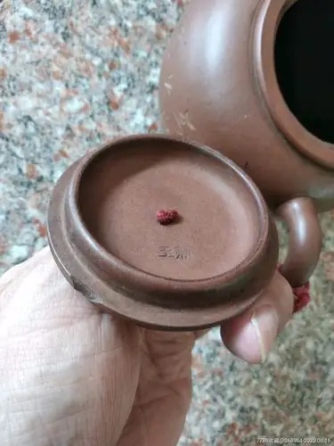 名家小雨刻画精美高狮灯紫砂壶不老砸货退款