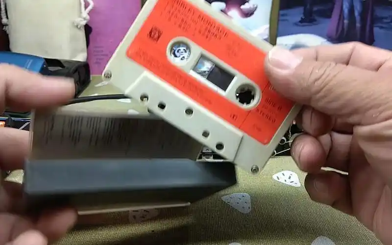 听一下宝丽金的磁带,比较一下.