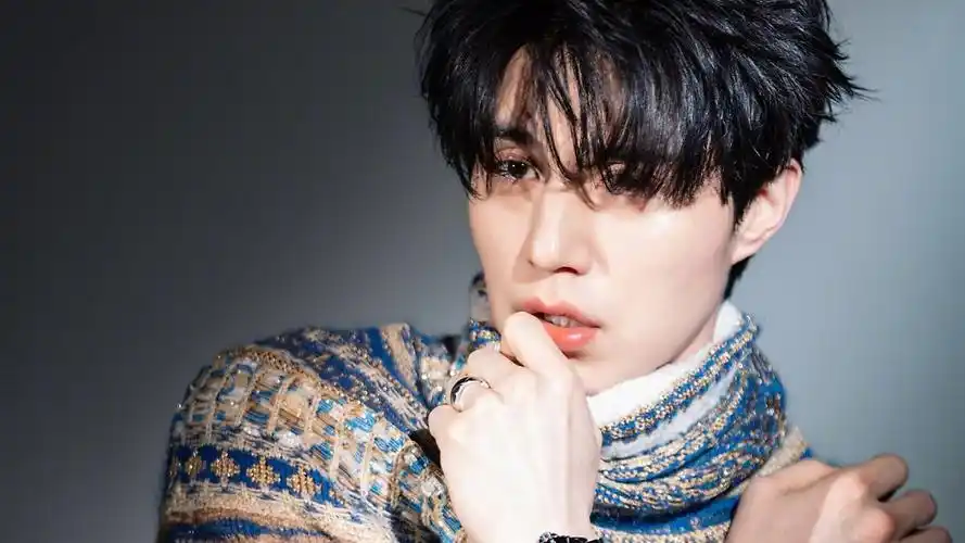 李栋旭穿女装拍杂志这颜值也太绝了