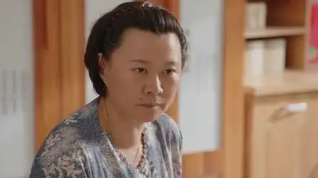 乡村爱情13:眼见谢广坤的态度如此强硬,赵金凤更加生气,抱着衣服住到