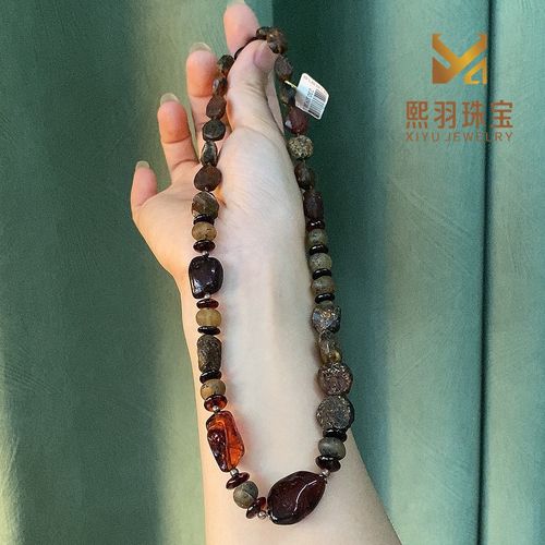 熙羽珠宝 简约显白北欧海漂红琥珀原石药珀原皮设计项链手串保真