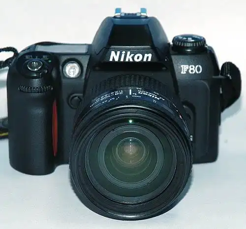 出售 物品:nikon f80 28-205