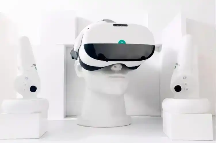 元宇宙概念持续火热,任何和元宇宙沾边的公司都迎来大幅增值,vr设备