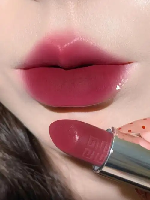 纪梵希红丝绒n38做冷艳美人