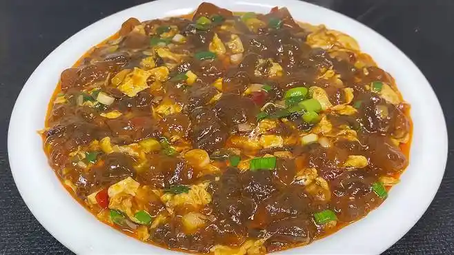 教你超好吃的家常菜,凉粉炒鸡蛋,营养丰富又下饭,家人都喜欢-美食视频