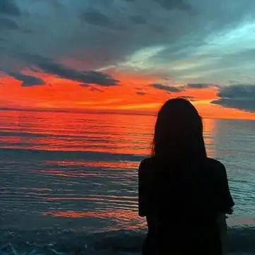 抖音头像女生高清背影 女生头像图片大全 -【爱个性】