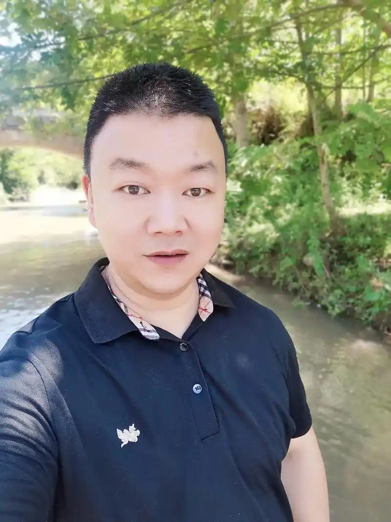 四十岁的男人就像一首老歌,历经岁月的沧桑才明白生活.#在变老 - 抖音