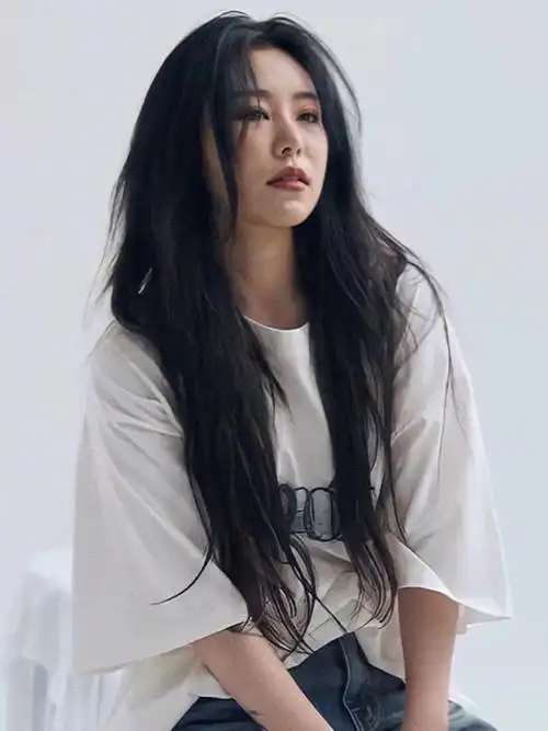 最显瘦修饰脸型的高层次长碎发微胖女生一定不能错过的发型适合各种