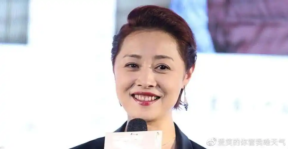 吴秀波跟她是好朋友,葛优直夸她演技好,如今成了张若昀的后妈