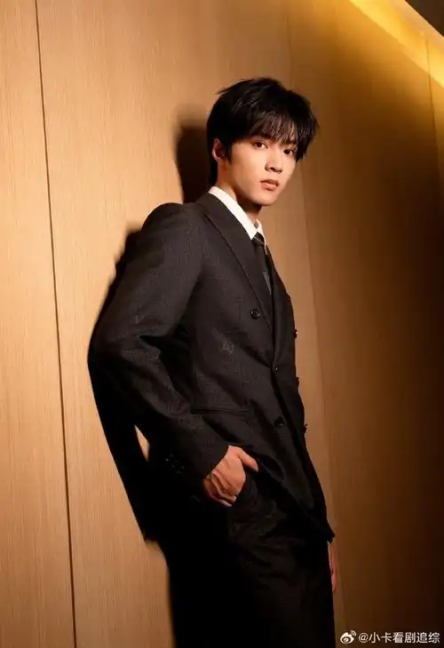 刘耀文帅得像一尊雕塑##刘耀文帅得很稳定##刘耀文