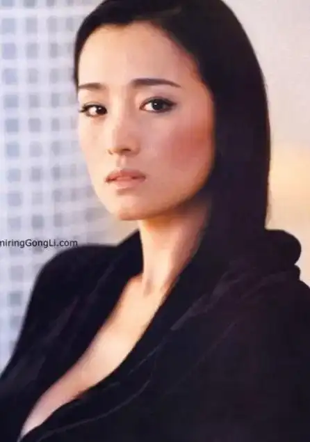 巩俐晒近照,状态好似少女,每天必须保持10小时睡眠