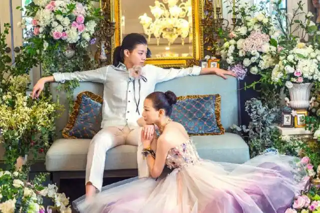 难以接受霍尊与妈妈仲小萍拍婚纱照网友直呼这也太奇怪了
