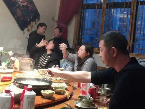 贵州息烽石硐中学94届一年一度同学聚会,聚一次少一次,同学虽多,能常