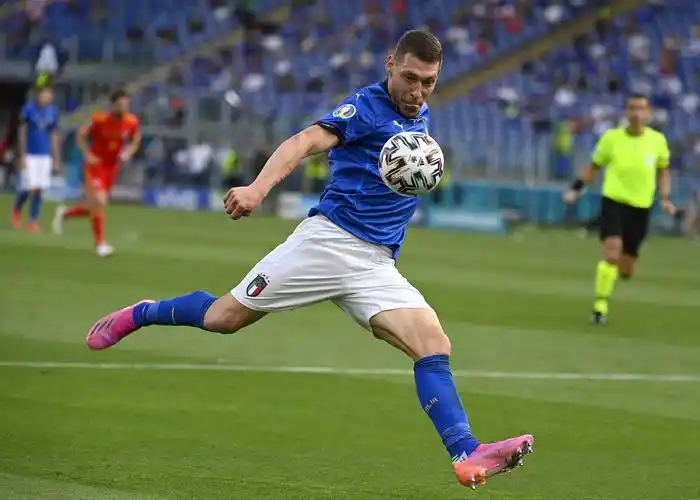 足球——欧锦赛:意大利胜威尔士