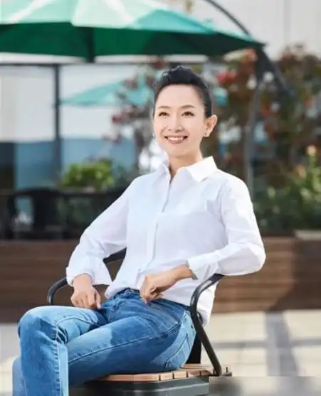 王芳不再沉默,坦言与王为念有这层关系,怪不得王为念至今还单身