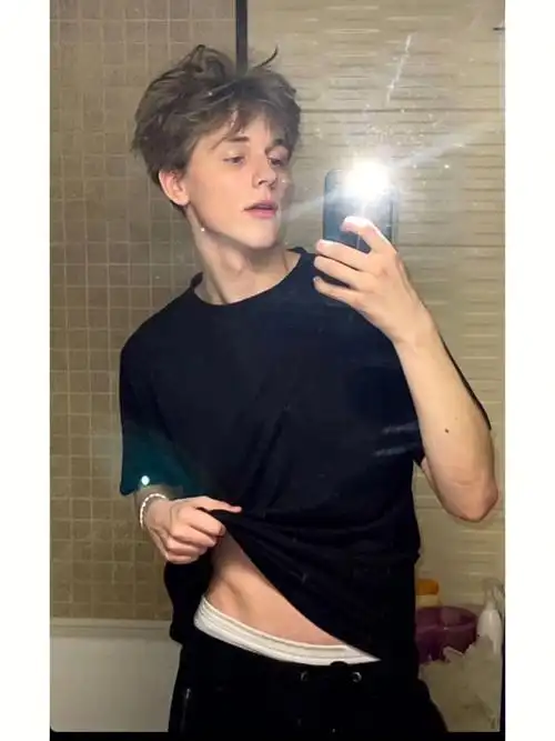 欧美帅哥  #欧美帅哥  #rodgri  #腹肌男友  #俄罗斯  #氛围感