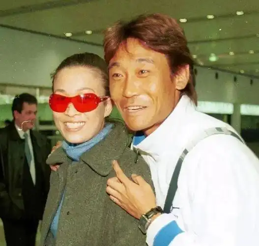 回顾那英我这辈子正确的决定就是携子嫁给了孟桐