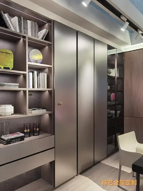 2020年衣帽间衣柜的流行款式