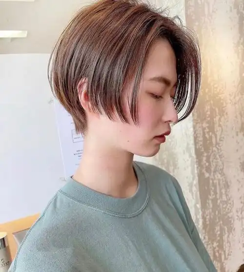 中性日系短发乖巧也帅气