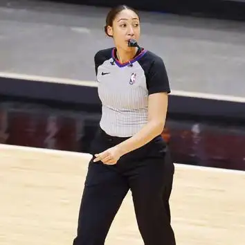 nba本赛季的七位女裁判员,有没有对哪个印象比较深刻的!