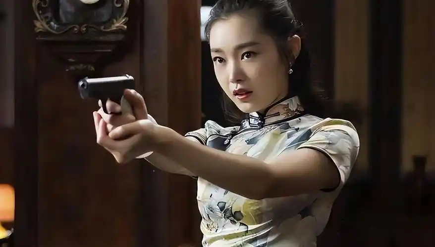 原创从张曼玉到袁泉这8位旗袍绝色的女星演绎经典东方美