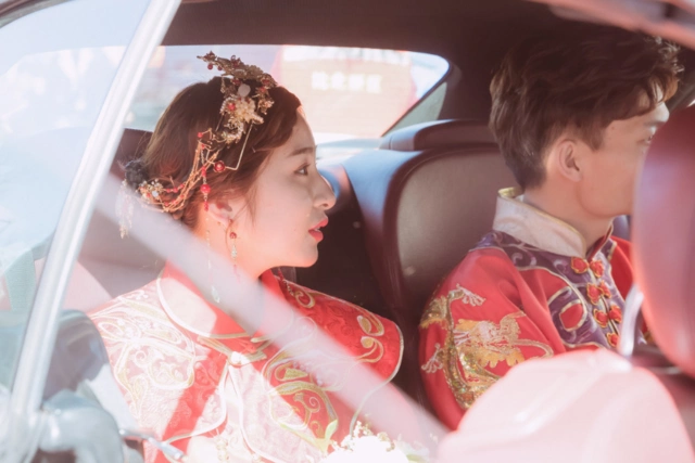 接亲新娘由谁背出门 接亲环节你不能忽略的事