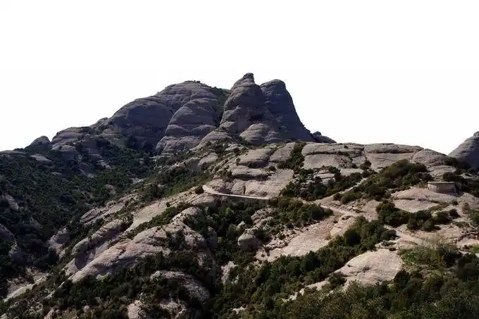 一座光秃秃的石头山和山间的森林6627554png免抠图片素材