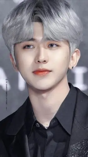 蔡徐坤壁纸:分享一组坤坤"大头照",超帅气的说