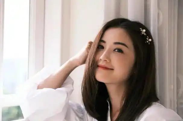 回顾自古塌鼻出美人这10位女星个个惊艳有人曾靠鼻子美出圈