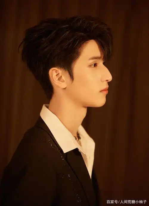 人间雨刮器严浩翔