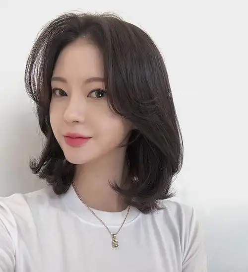 显年轻的发型推荐