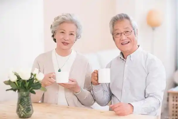 为什么中老年人应该多喝羊奶?