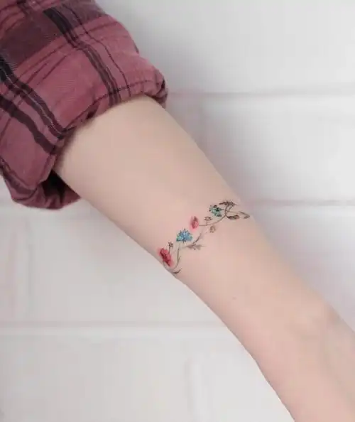 一组适合女生的好看手腕纹身图片