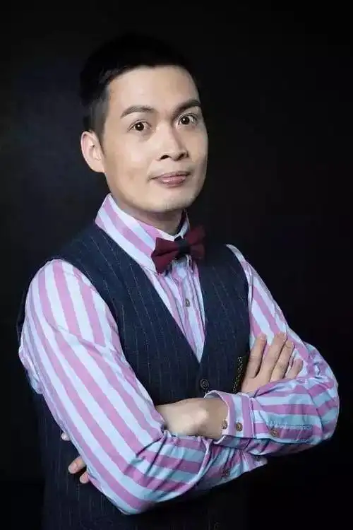 脱口秀大咖 梁海源在成都有免费演出!